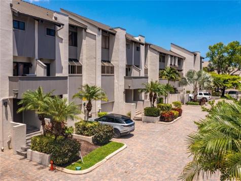 33 Port Side Drive Fort Lauderdale FL 33316