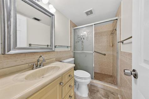 526 Shady Pine Way Greenacres FL 33415