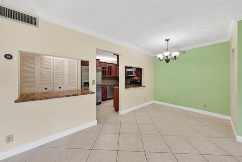 526 Shady Pine Way Greenacres FL 33415