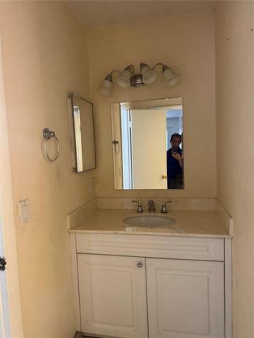 6560 SW 41st Place Davie FL 33314