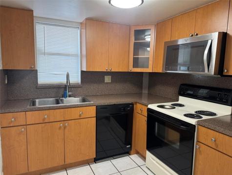 6560 SW 41st Place Davie FL 33314