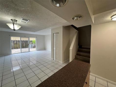 6560 SW 41st Place Davie FL 33314