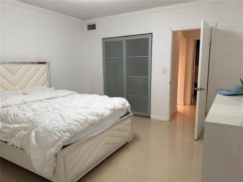 2600 S Ocean Hollywood FL 33019