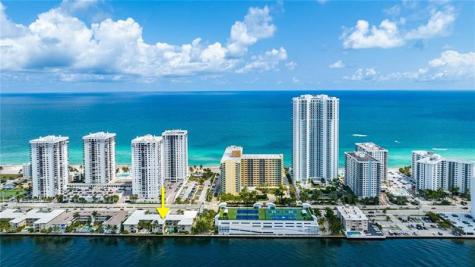 2600 S Ocean Hollywood FL 33019
