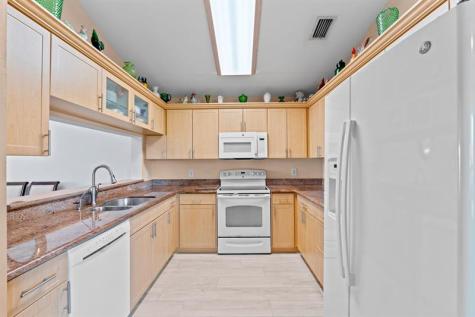 8486 Heather Place Boynton Beach FL 33472