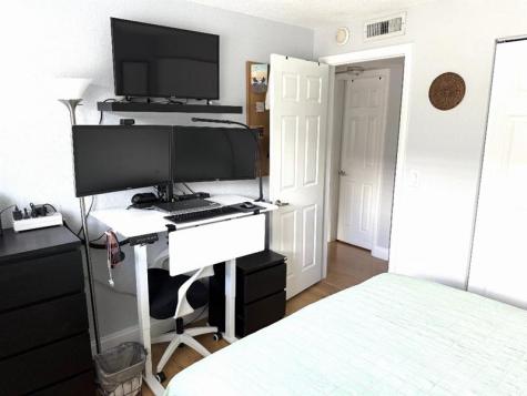 2715 NE 49th Street Fort Lauderdale FL 33308