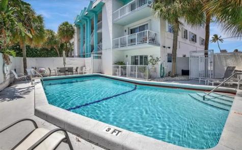 2715 NE 49th Street Fort Lauderdale FL 33308