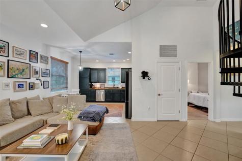 2977 St John Drive Hollywood FL 33024