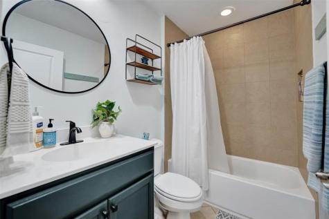 2977 St John Drive Hollywood FL 33024