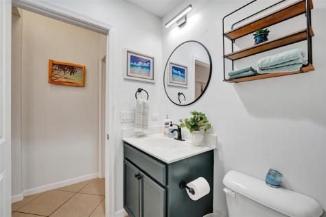 2977 St John Drive Hollywood FL 33024
