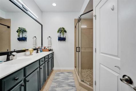 2977 St John Drive Hollywood FL 33024