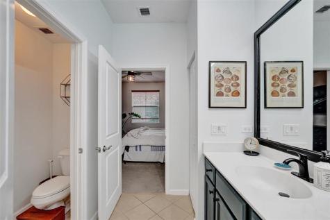 2977 St John Drive Hollywood FL 33024
