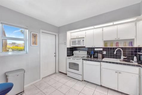 3111 NE 51st Street Fort Lauderdale FL 33308