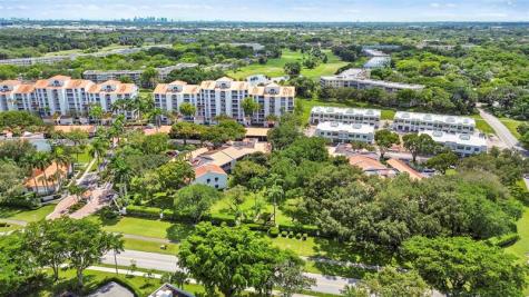 4128 W Palm Aire Drive Pompano Beach FL 33069