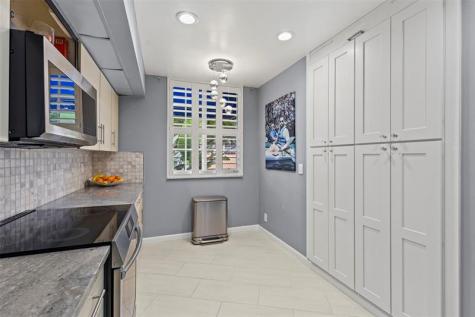 4128 W Palm Aire Drive Pompano Beach FL 33069