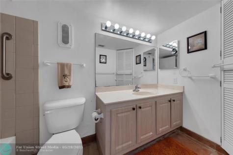 1010 S Ocean Boulevard Pompano Beach FL 33062