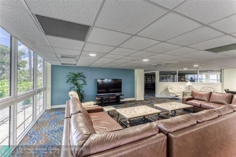 1010 S Ocean Boulevard Pompano Beach FL 33062