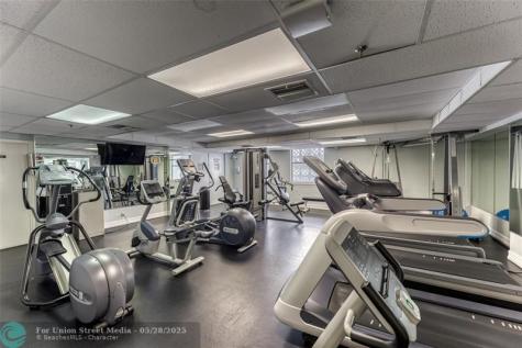 1010 S Ocean Boulevard Pompano Beach FL 33062