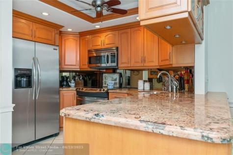 2731 NE 14th Street Causeway Pompano Beach FL 33062