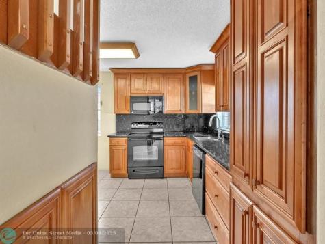 8957 NW 23rd Street Coral Springs FL 33065