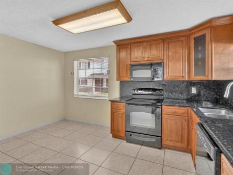 8957 NW 23rd Street Coral Springs FL 33065