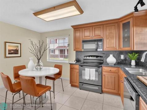 8957 NW 23rd Street Coral Springs FL 33065