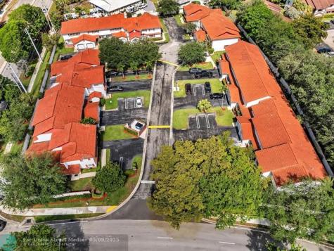 8957 NW 23rd Street Coral Springs FL 33065