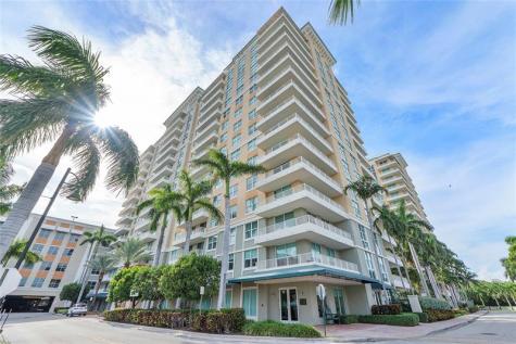 625 Casa Loma Boulevard Boynton Beach FL 33435