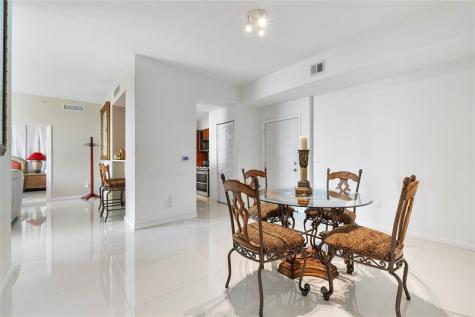 625 Casa Loma Boulevard Boynton Beach FL 33435