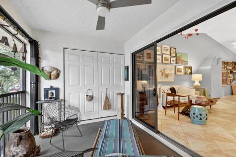 9633 Sills Drive Boynton Beach FL 33437