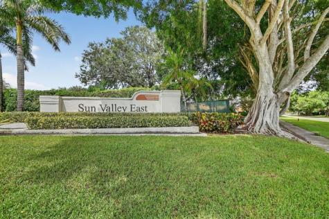 9633 Sills Drive Boynton Beach FL 33437