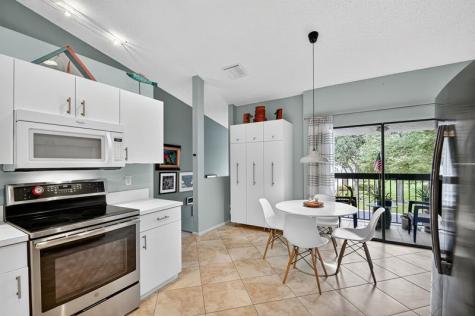 9633 Sills Drive Boynton Beach FL 33437