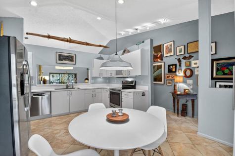 9633 Sills Drive Boynton Beach FL 33437