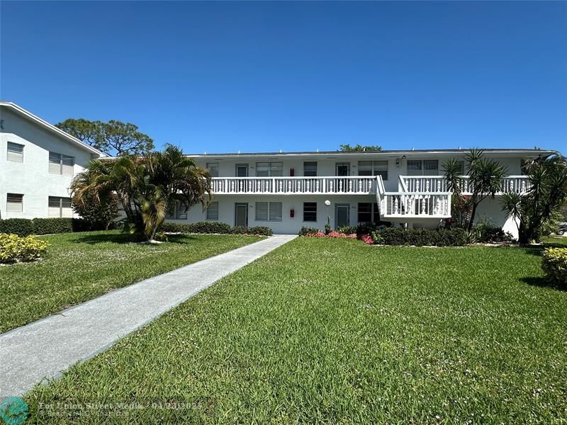 668 Durham X Deerfield Beach FL 33442