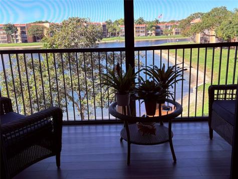 5926 Coral Lake Drive Margate FL 33063