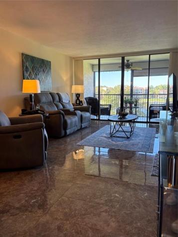 5926 Coral Lake Drive Margate FL 33063