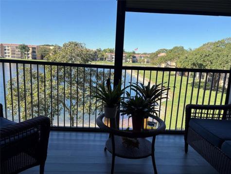5926 Coral Lake Drive Margate FL 33063