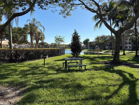 5926 Coral Lake Drive Margate FL 33063