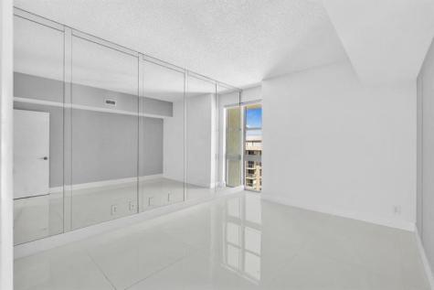 1010 S Ocean Boulevard Pompano Beach FL 33062