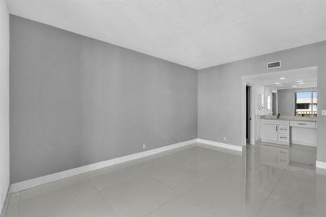 1010 S Ocean Boulevard Pompano Beach FL 33062