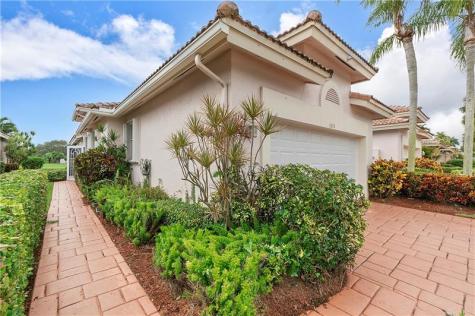 5690 Emerald Cay Terrace Boynton Beach FL 33437