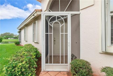 5690 Emerald Cay Terrace Boynton Beach FL 33437