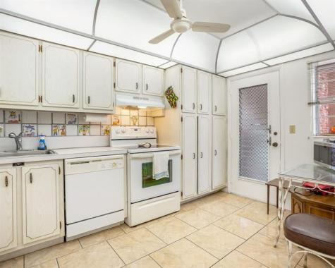 2951 NW 46th Avenue Lauderdale Lakes FL 33313