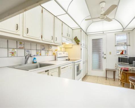 2951 NW 46th Avenue Lauderdale Lakes FL 33313