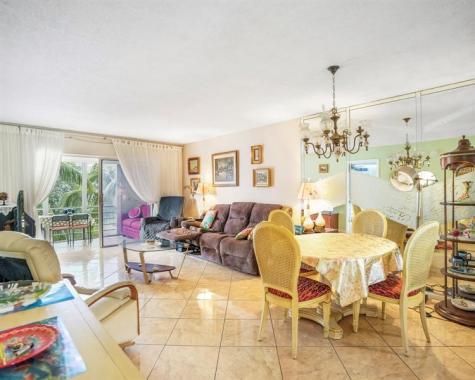 2951 NW 46th Avenue Lauderdale Lakes FL 33313