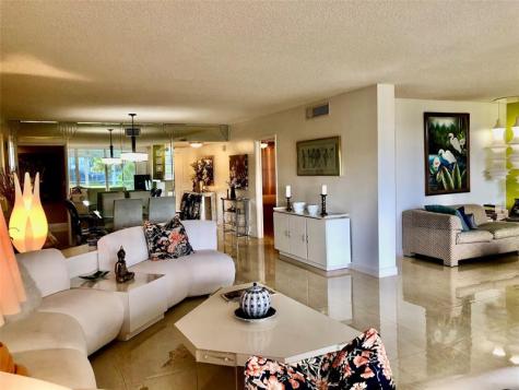 800 Cypress Grove Drive Pompano Beach FL 33069