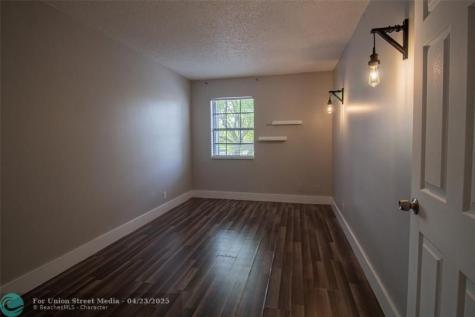 9417 NW 42nd Street Sunrise FL 33351
