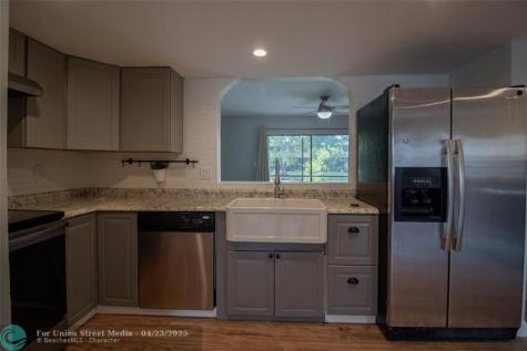 9417 NW 42nd Street Sunrise FL 33351