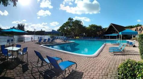 3750 Inverrary Drive Lauderhill FL 33319