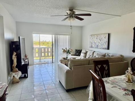 4330 Hillcrest Drive Hollywood FL 33021
